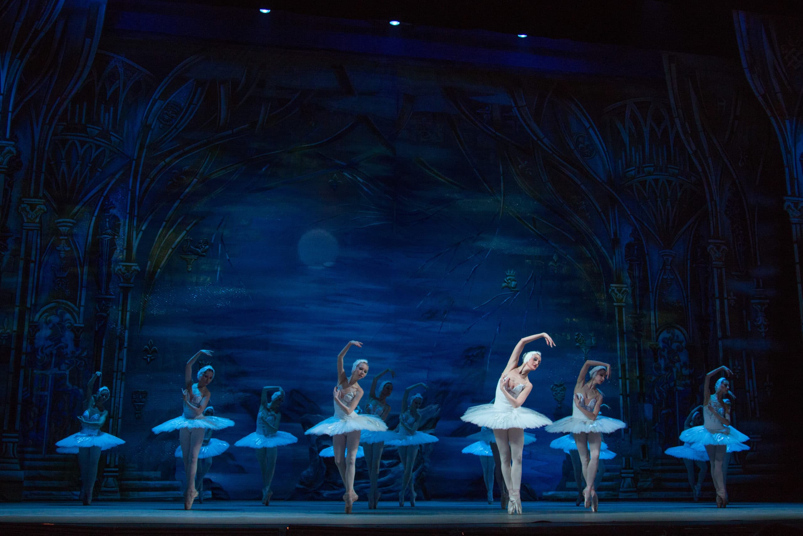 Le Lac Des Cygnes Opera National De Russie LE LAC DES CYGNES 2020 - Opéra National Russe - FranceConcert